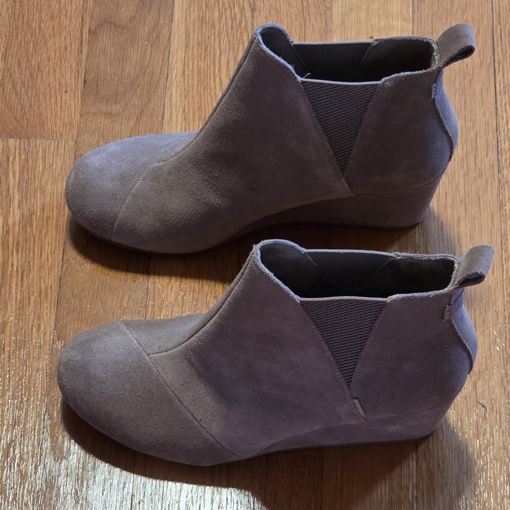 Toms Taupe Ankle Booties